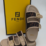 Sandal Fendi Fils Pour Les Femme Confortable Nouvelle Collection