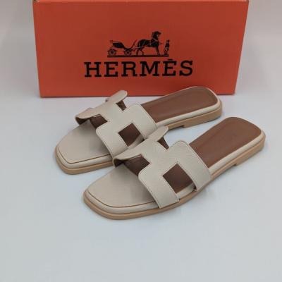 HERMES PARIS NEW COLLECTION PLAT NEW COLLECTION